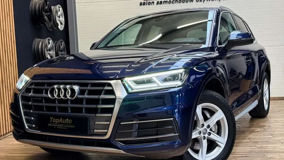AUDI Q5 -
