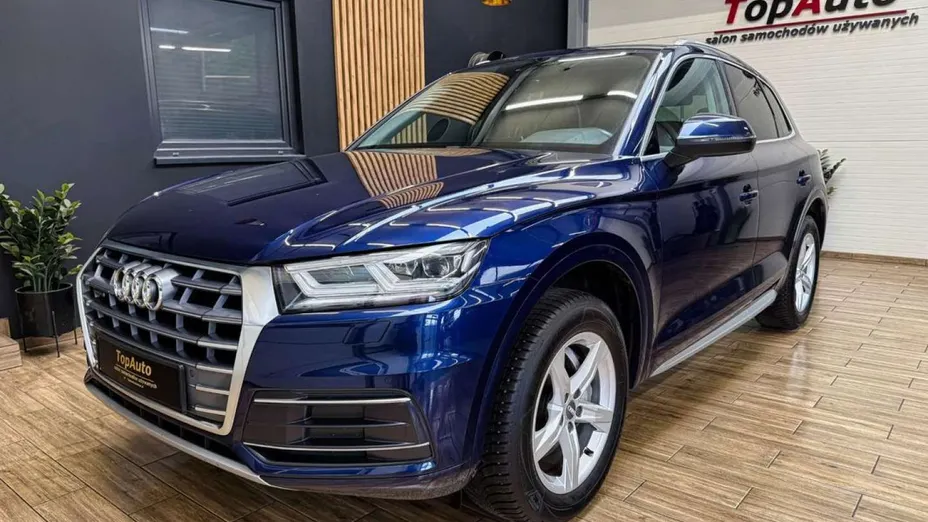 AUDI Q5 -