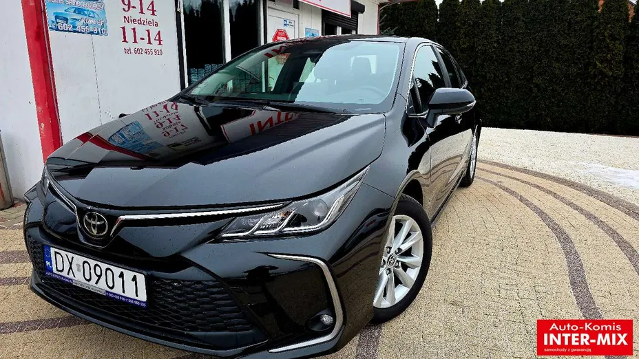 TOYOTA Corolla -