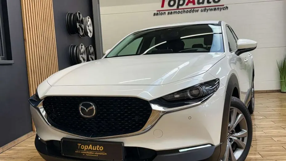 MAZDA CX-30 -