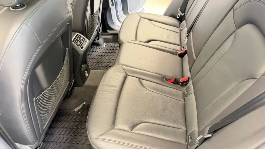 AUDI Q3 -