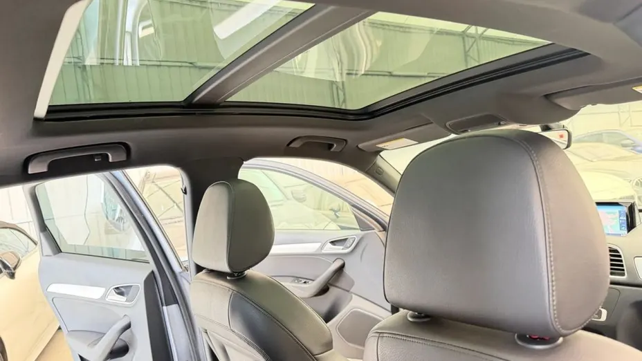 AUDI Q3 -