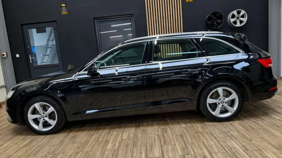 AUDI A4 Avant -