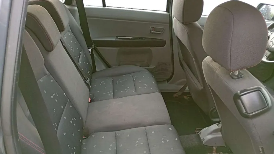 MAZDA 2 -