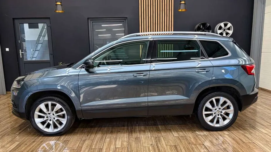 SKODA Karoq -
