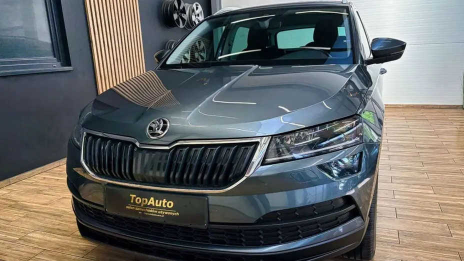 SKODA Karoq -
