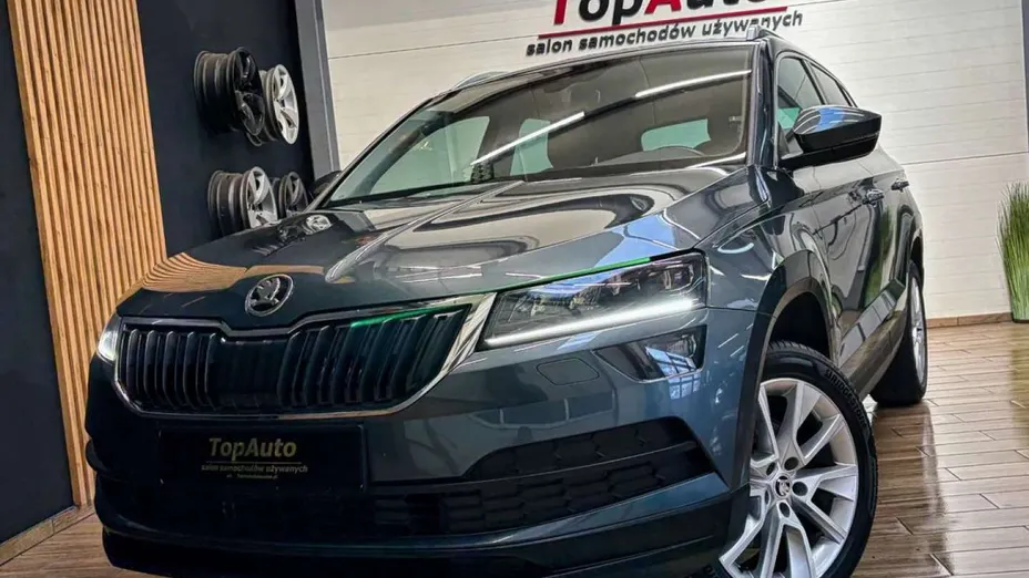 SKODA Karoq -