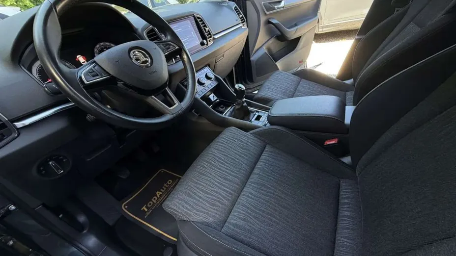 SKODA Karoq -