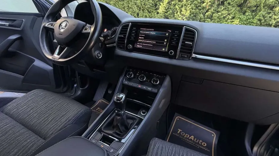 SKODA Karoq -