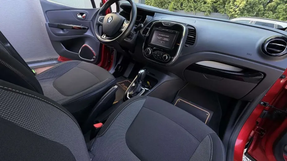 RENAULT Captur -