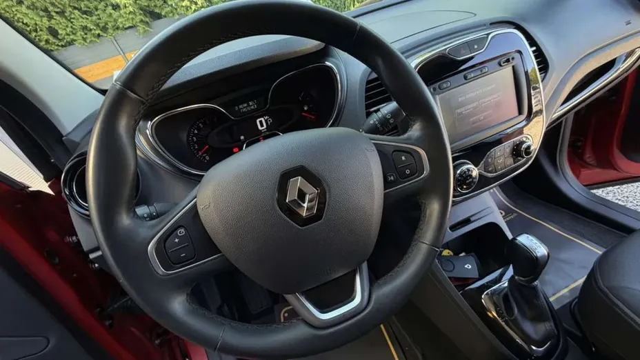 RENAULT Captur -