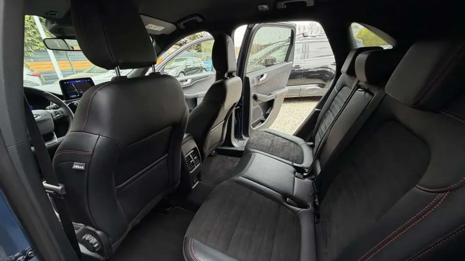 FORD Kuga -