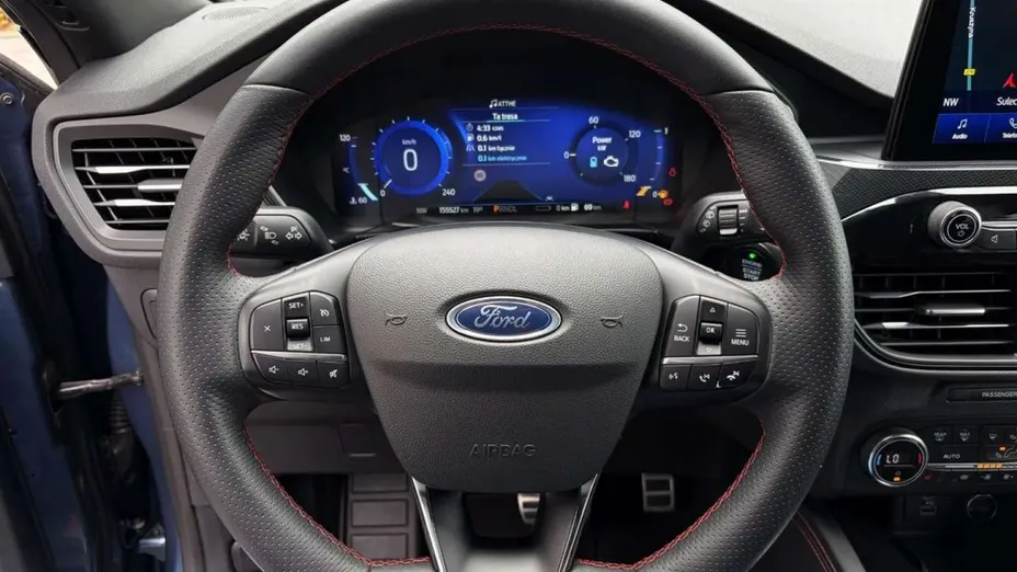 FORD Kuga -