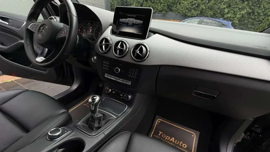 MERCEDES-BENZ B Klasa -