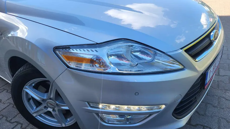 FORD Mondeo -