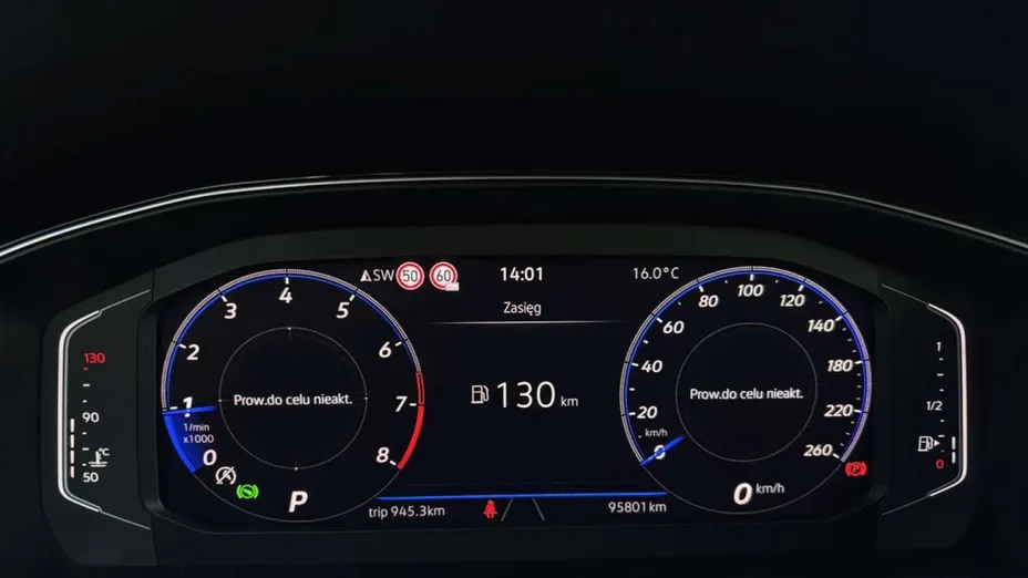 VOLKSWAGEN Passat -