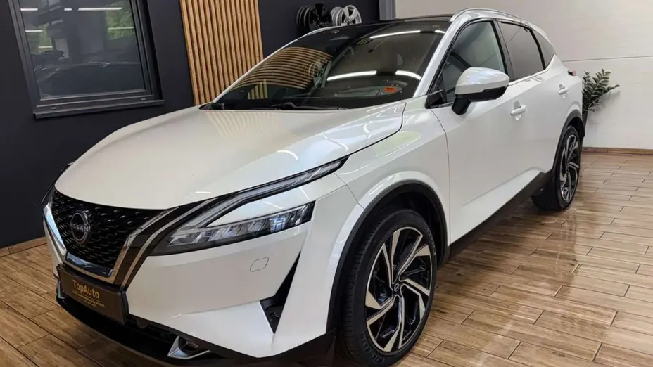 NISSAN Qashqai -