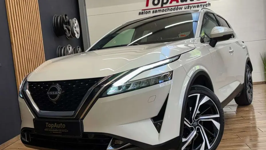 NISSAN Qashqai -