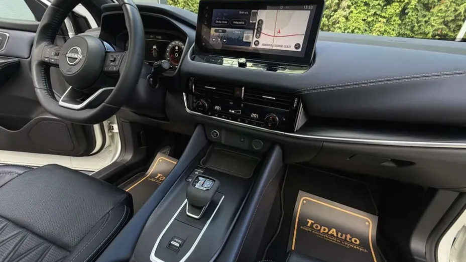 NISSAN Qashqai -