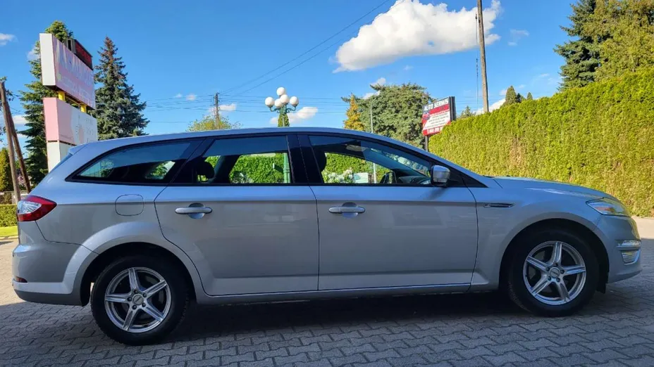 FORD Mondeo -