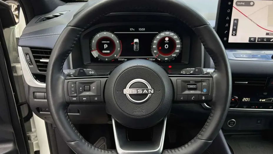 NISSAN Qashqai -