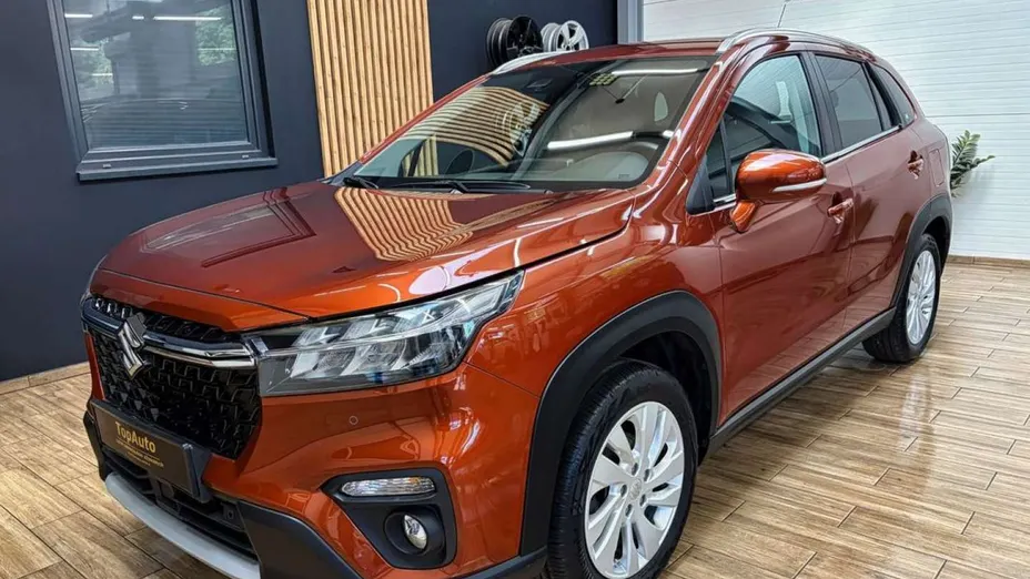 SUZUKI SX4 -