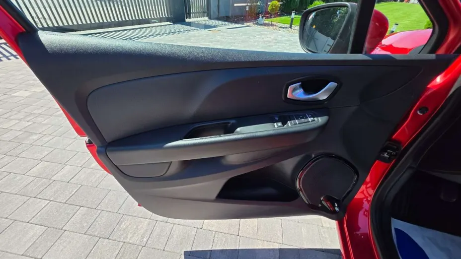 RENAULT Clio -