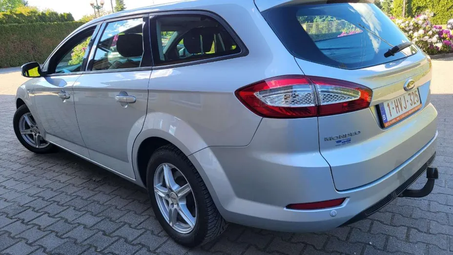 FORD Mondeo -