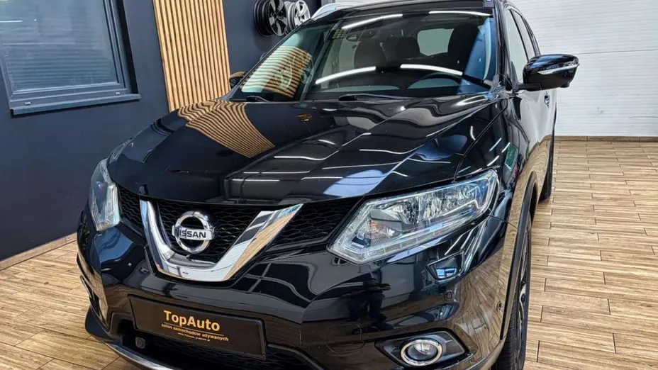 NISSAN X-Trail -