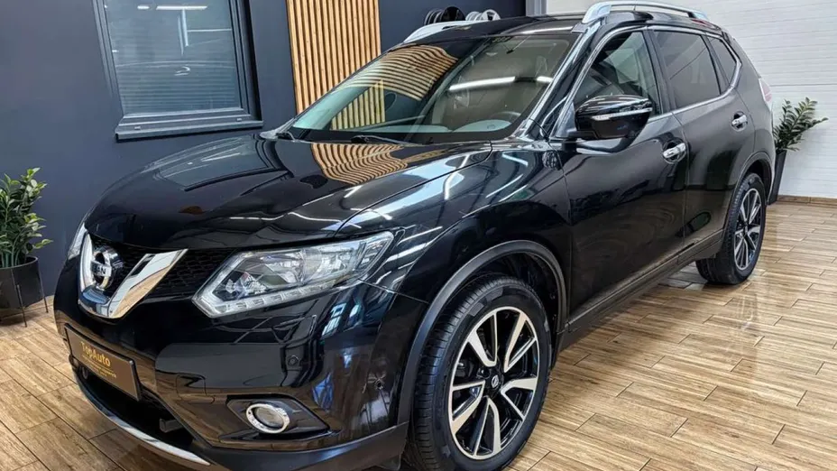 NISSAN X-Trail -