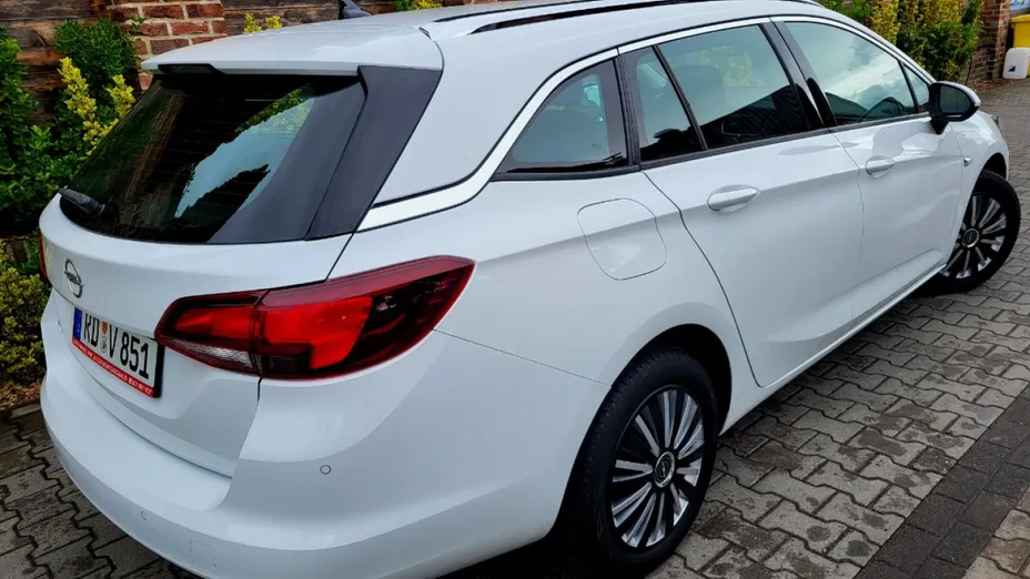 OPEL Astra -