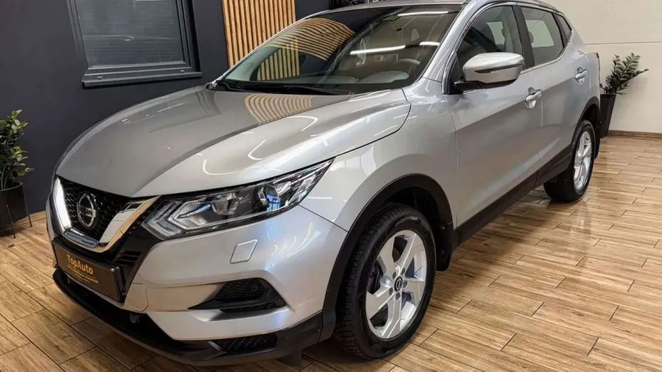 NISSAN Qashqai -