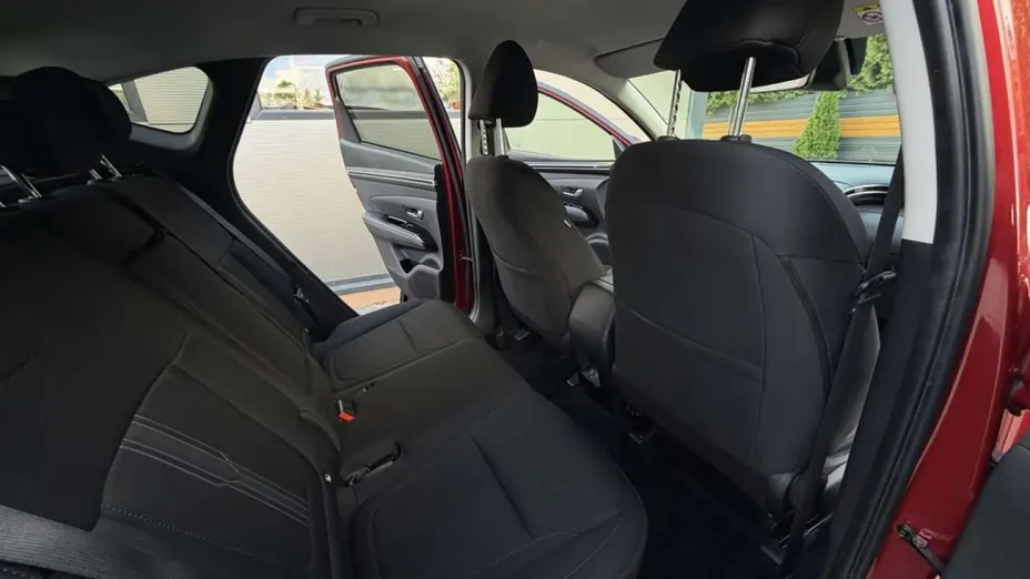 HYUNDAI Tucson -