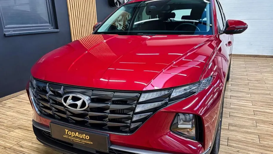 HYUNDAI Tucson -