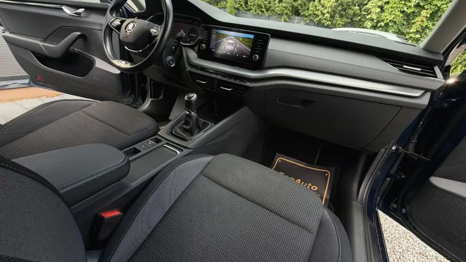 SKODA Octavia -