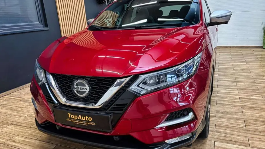 NISSAN Qashqai -