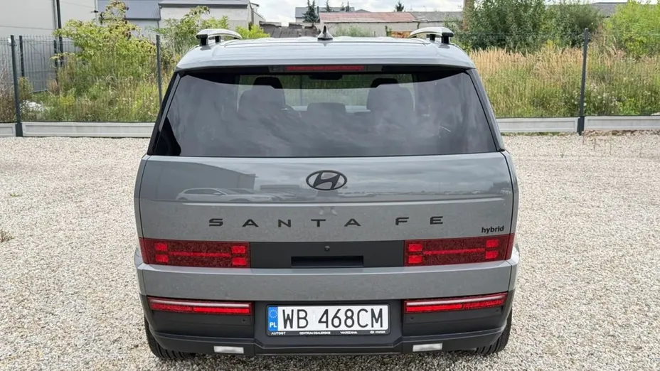 HYUNDAI Santa Fe -