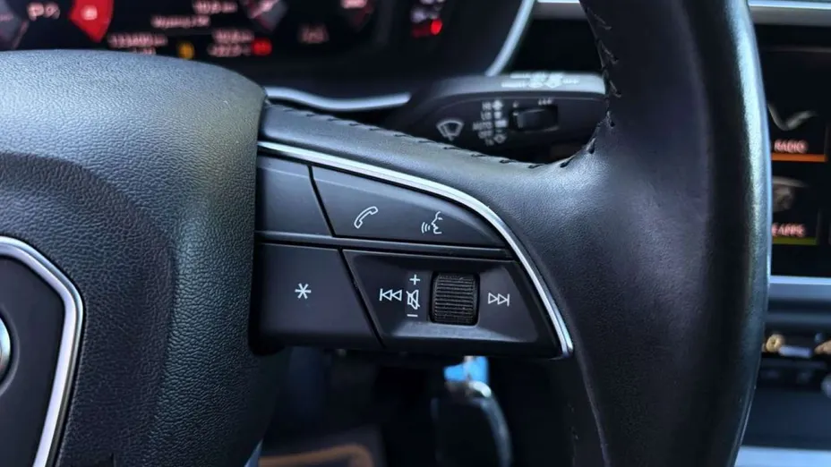 AUDI Q3 -