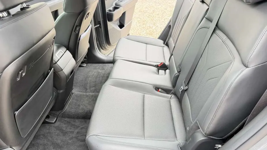 HYUNDAI Santa Fe -