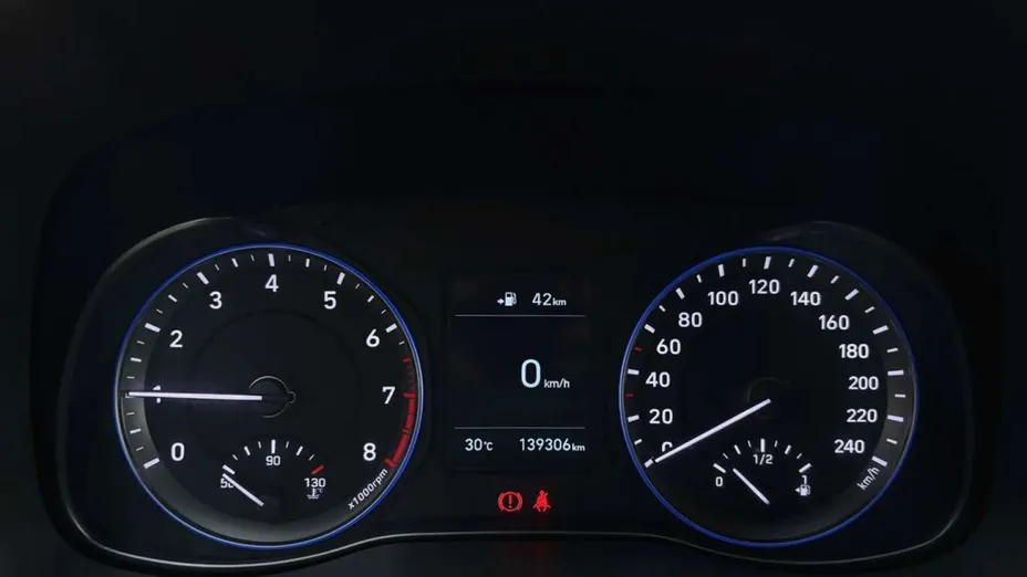 HYUNDAI Kona -