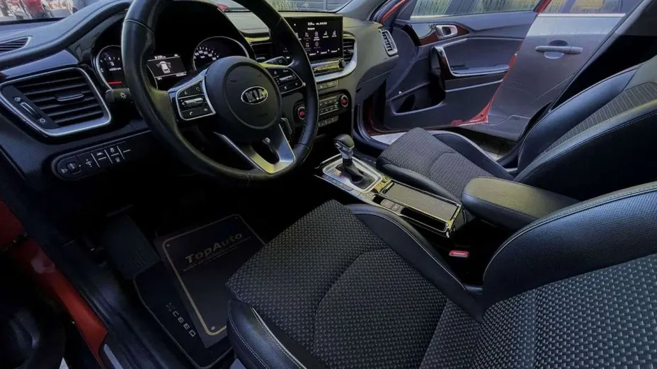 KIA XCeed -