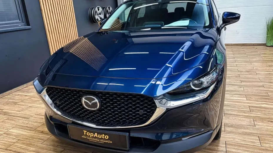 MAZDA CX-30 -