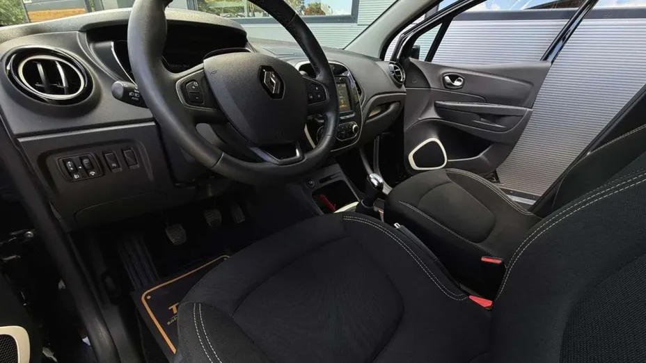 RENAULT Captur -