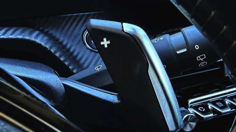 PEUGEOT 2008 -