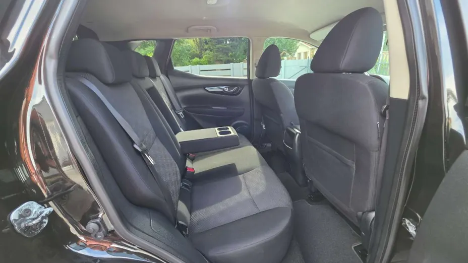 NISSAN Qashqai -
