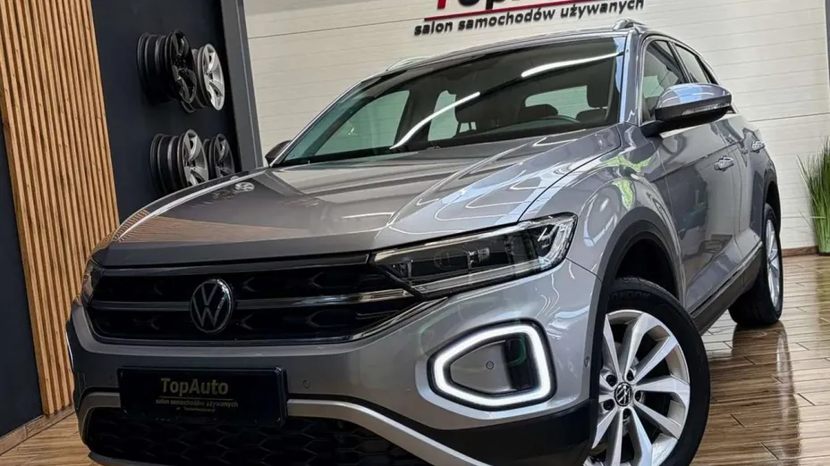 VOLKSWAGEN T-ROC -