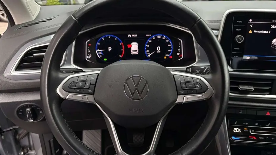 VOLKSWAGEN T-ROC -