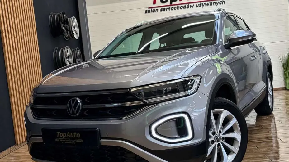 VOLKSWAGEN T-ROC -