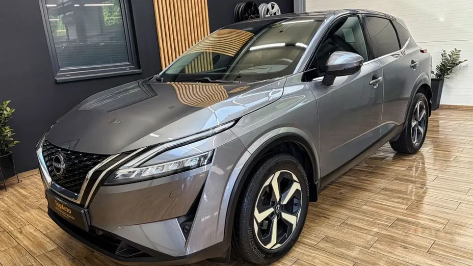 NISSAN Qashqai -