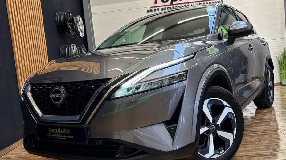 NISSAN Qashqai -